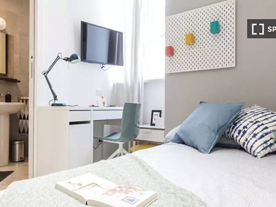 Immagine 2 di Camera condivisa in affitto  in Viale Bligny a Milano