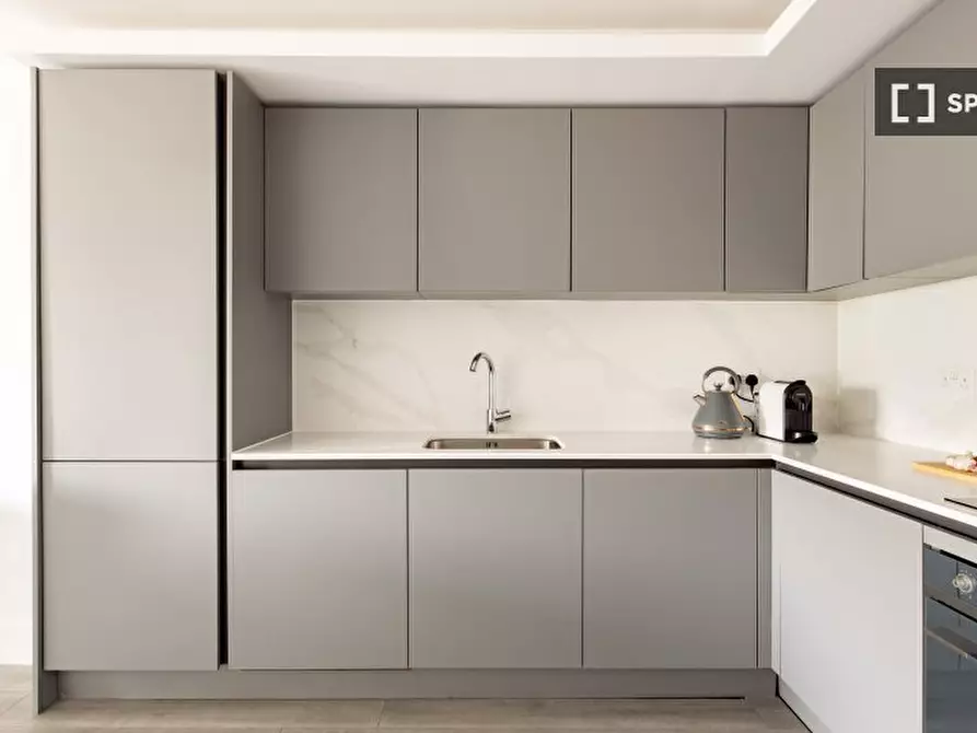 Immagine 8 di Appartamento in affitto  in Harlequin Ave a Hounslow