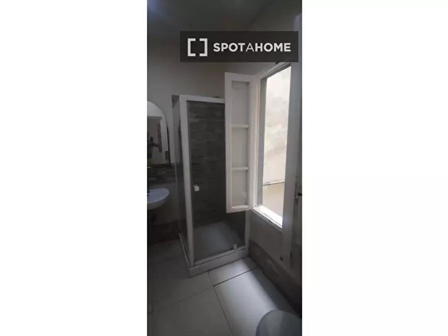 Immagine 9 di Appartamento in affitto  in Via de' Ginori a Firenze