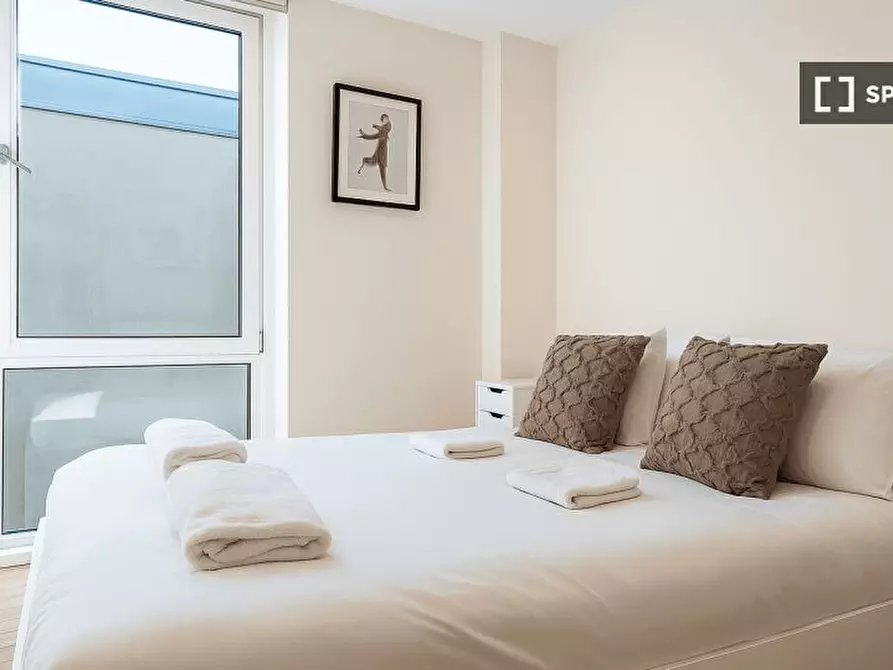 Immagine 2 di Appartamento in affitto  in Indescon Square London E 9DQ UK a Poplar