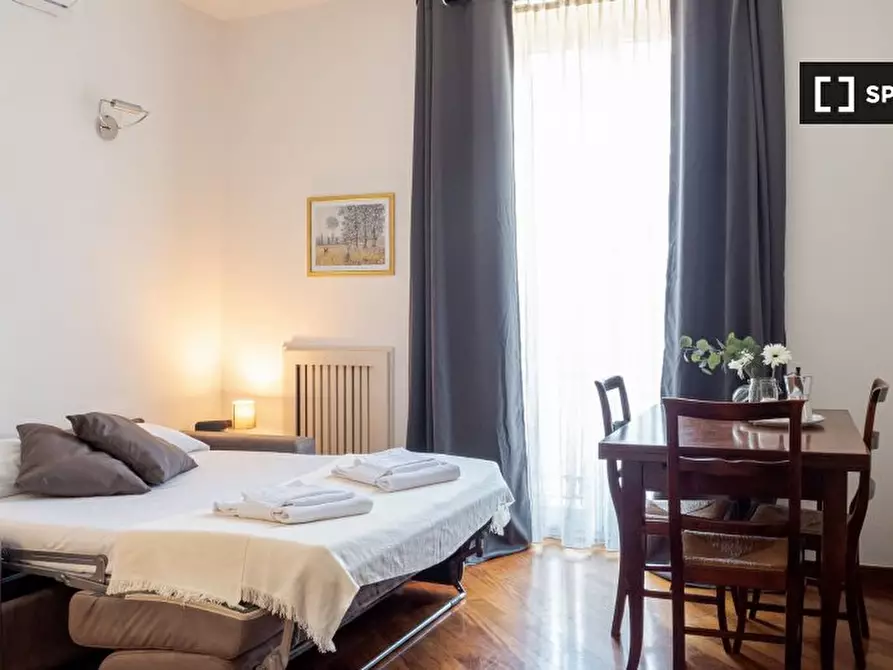 Immagine 6 di Appartamento in affitto  in Viale Lunigiana a Milano