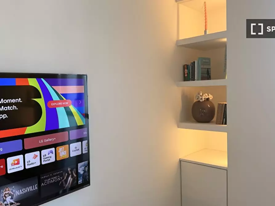 Immagine 6 di Appartamento in affitto  in Via Taranto a Roma