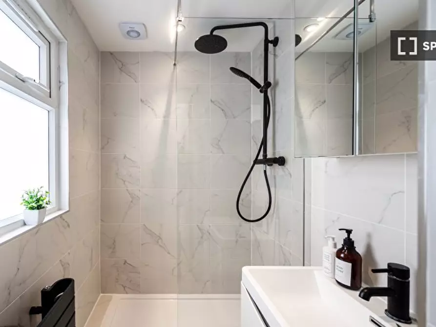 Immagine 16 di Appartamento in affitto  in Grenbeck Court a Kensington