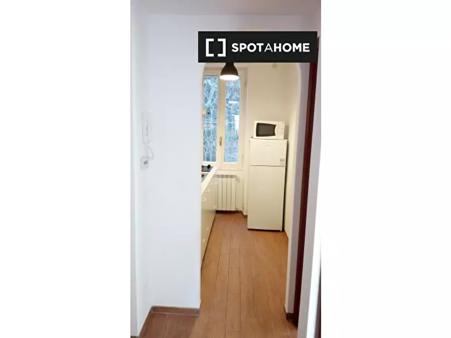 Immagine 2 di Appartamento in affitto  in Via Rossano a Roma