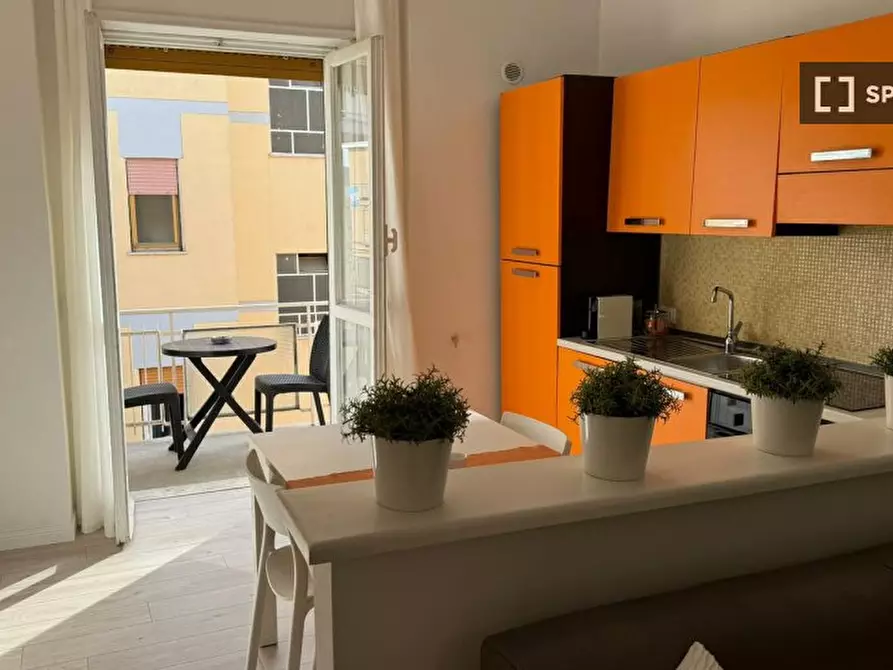 Immagine 3 di Ufficio in affitto  in Via dei Torriani a Roma