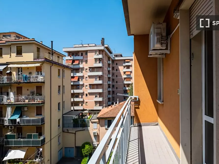 Immagine 12 di Appartamento in affitto  in Via Libero Bergonzoni a Bologna
