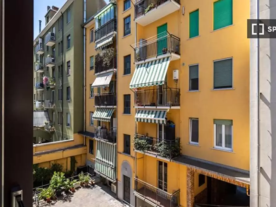 Immagine 8 di Camera condivisa in affitto  in Via Gardone a Milano