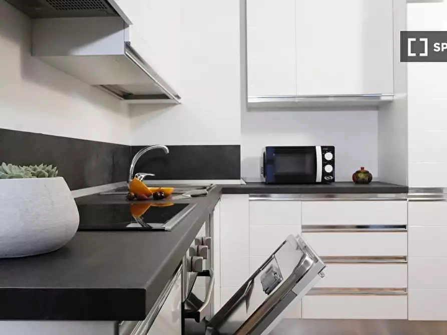 Immagine 2 di Ufficio in affitto  in Via Giuseppe Candiani a Milano