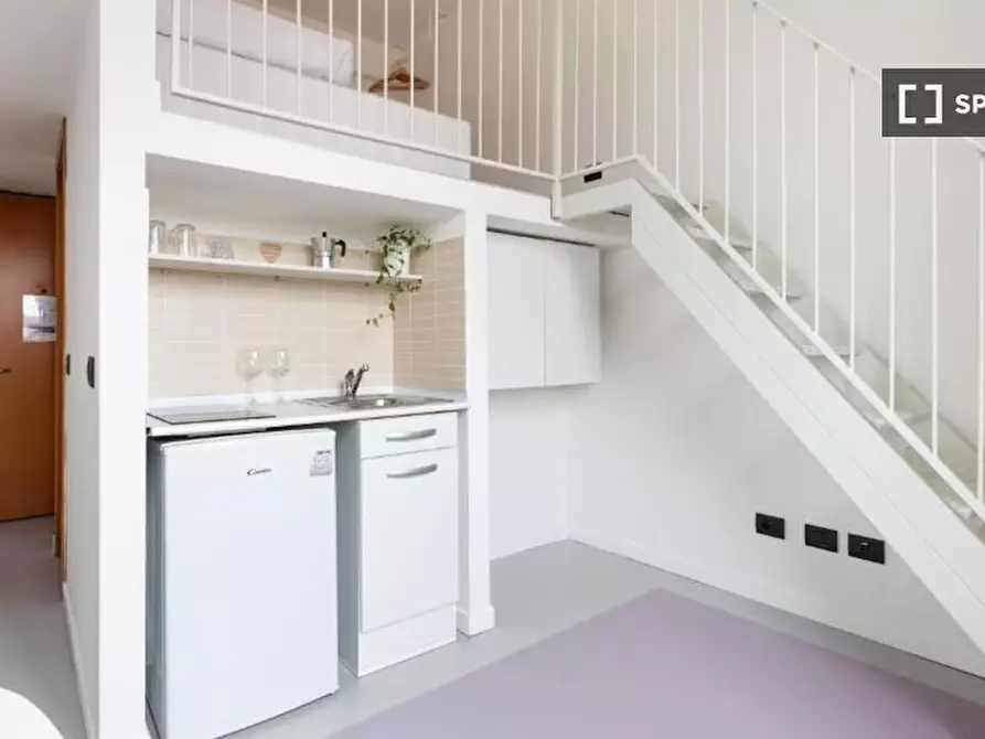 Immagine 4 di Ufficio in affitto  in Corso Magenta a Milano