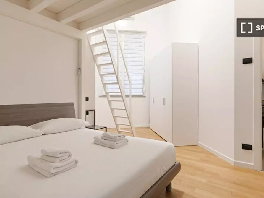 Immagine 5 di Appartamento in affitto  in Via Enrico Cosenz a Milano