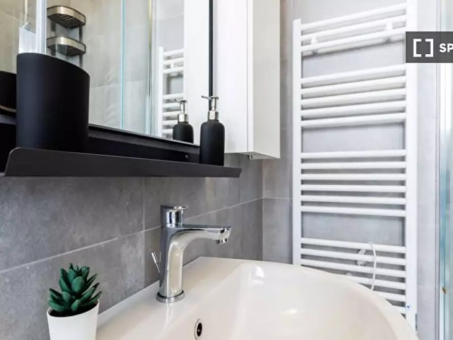 Immagine 8 di Camera condivisa in affitto  in Viale Bligny a Milano