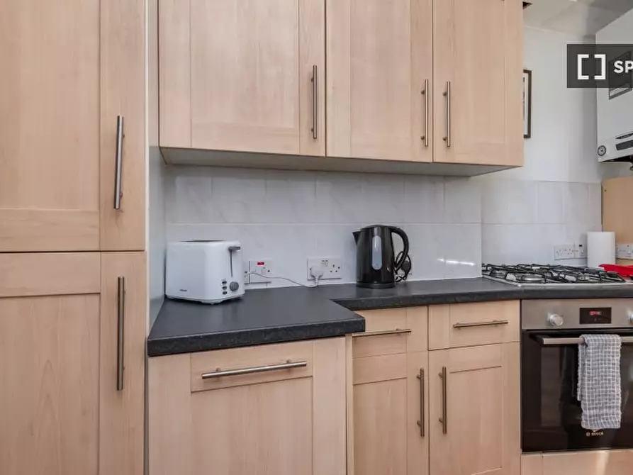 Immagine 6 di Appartamento in affitto  in A Lyham Road a Lambeth