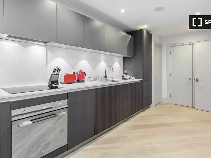 Immagine 5 di Appartamento in affitto  in -40 The Quadrant a Richmond