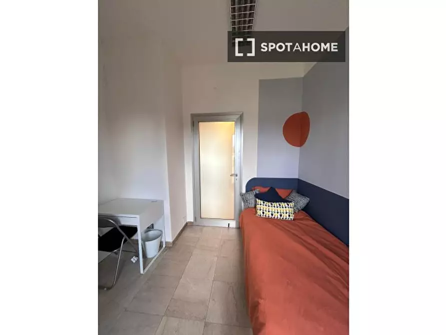 Immagine 1 di Camera condivisa in affitto  in Trento a Brescia