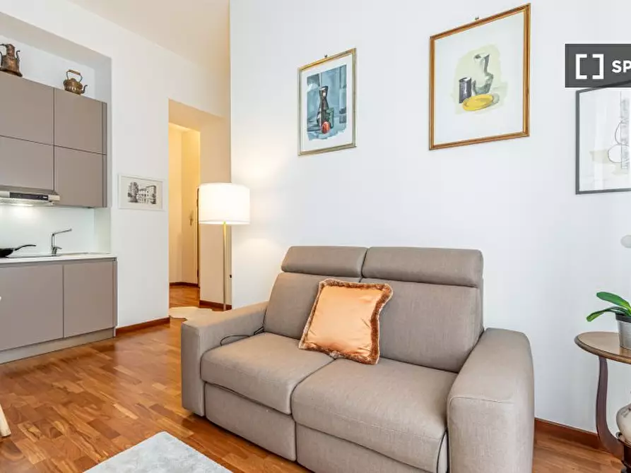 Immagine 7 di Appartamento in affitto  in Piazza Caiazzo a Milano