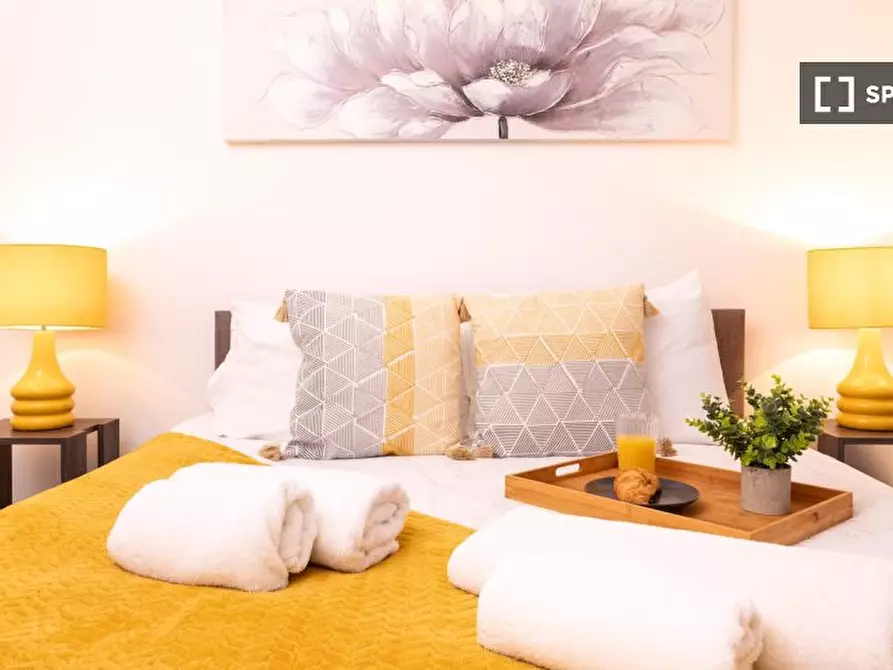 Immagine 14 di Appartamento in affitto  in flat a 