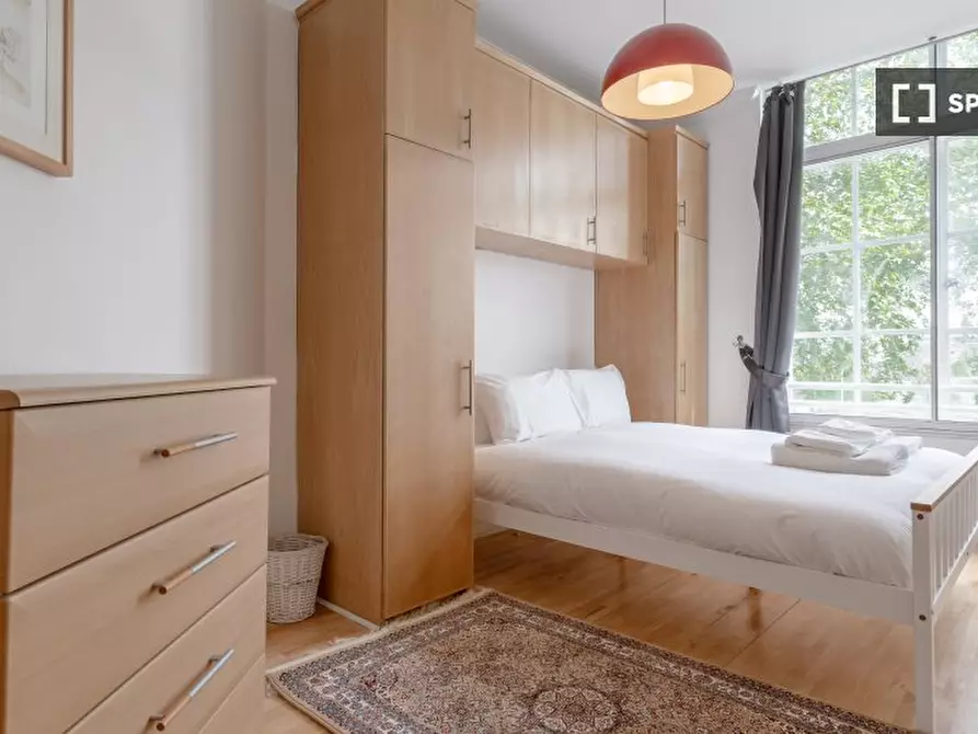 Immagine 2 di Appartamento in affitto  in Trinity Square a 