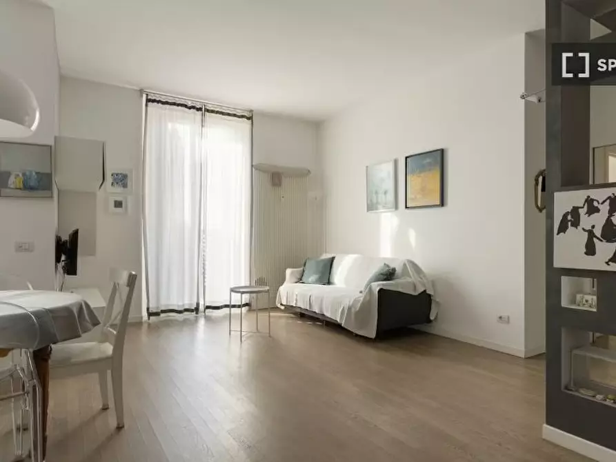 Immagine 1 di Appartamento in affitto  in Via Monviso a Milano