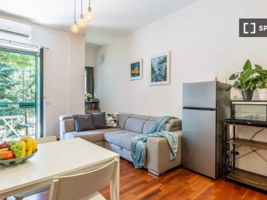 Immagine 3 di Ufficio in affitto  in Via Conte Rosso a Milano