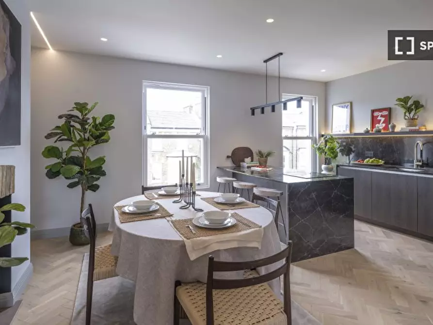 Immagine 1 di Appartamento in affitto  in Ashmore Rd a Paddington