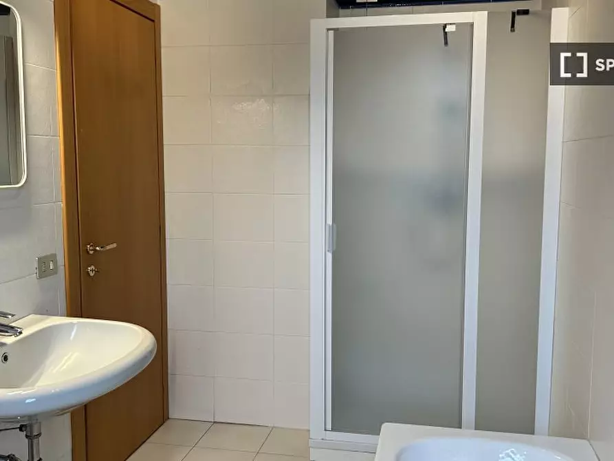 Immagine 15 di Appartamento in affitto  in Via Broletto a Milano