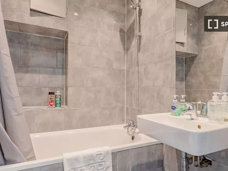 Immagine 6 di Appartamento in affitto  in C Clonbrock Rd a Hackney