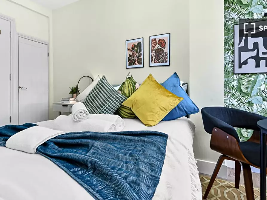 Immagine 12 di Ufficio in affitto  in flat a Hackney