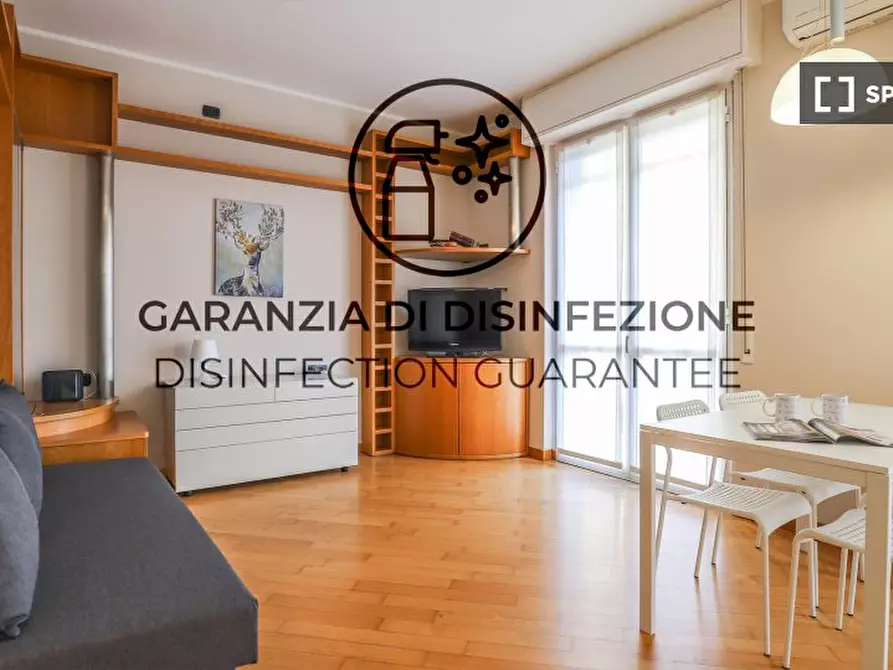 Immagine 2 di Appartamento in affitto  in Via dei Tulipani a Milano