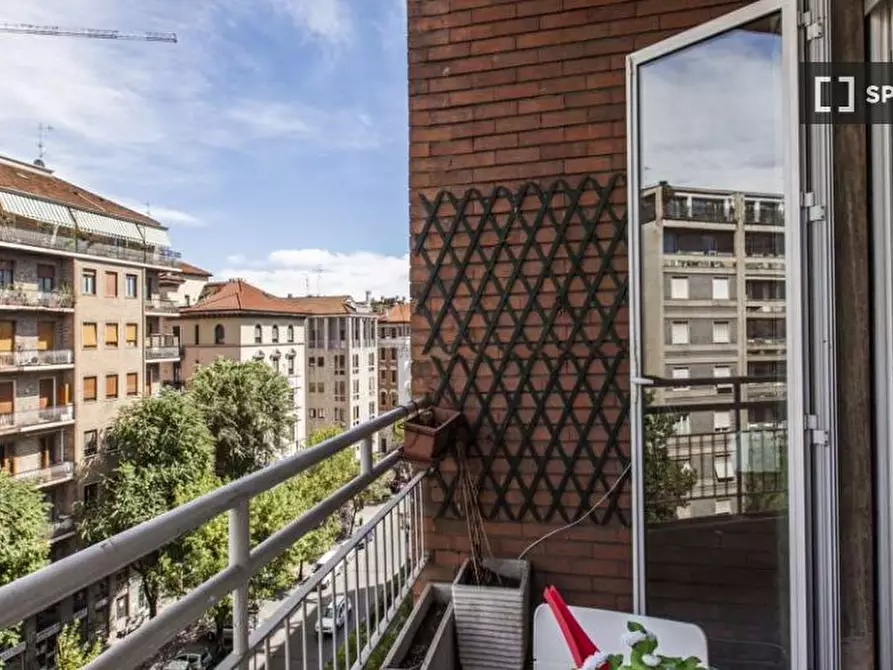 Immagine 6 di Camera condivisa in affitto  in Viale Emilio Caldara a Milano