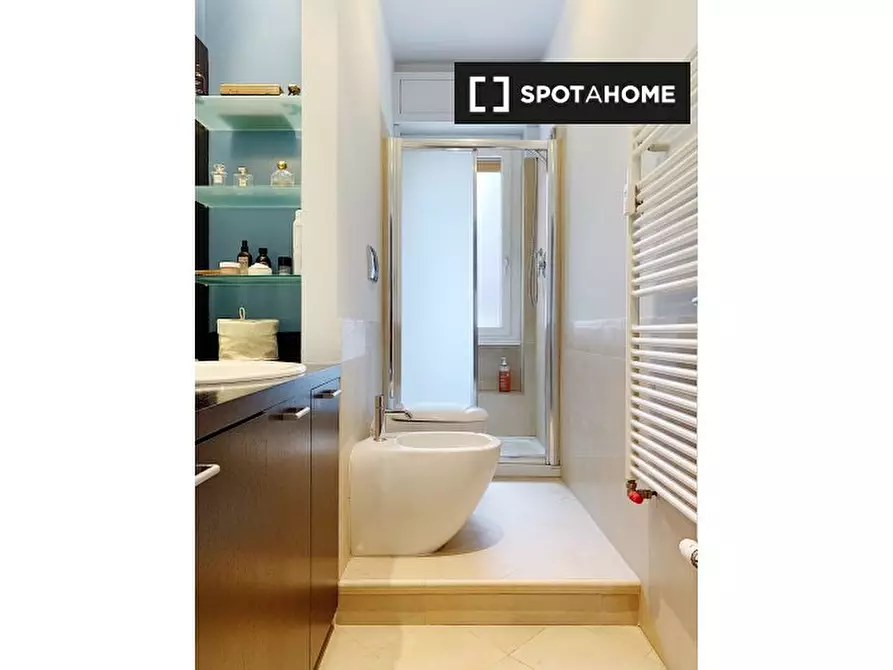 Immagine 8 di Ufficio in affitto  in Via Val di Sole a Milano