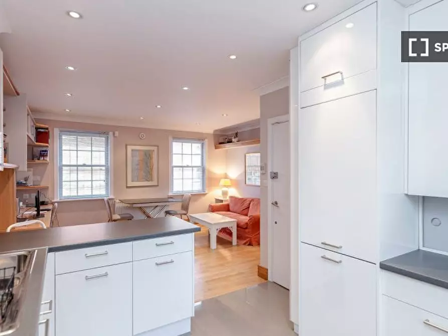Immagine 10 di Appartamento in affitto  in Hatherley St a 