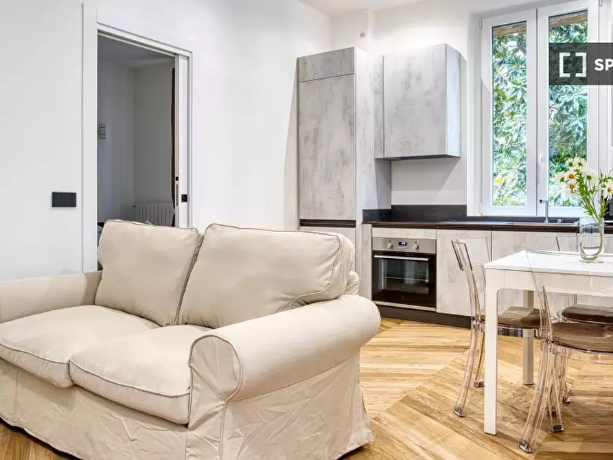 Immagine 5 di Appartamento in affitto  in Via Aminto Caretto a Milano