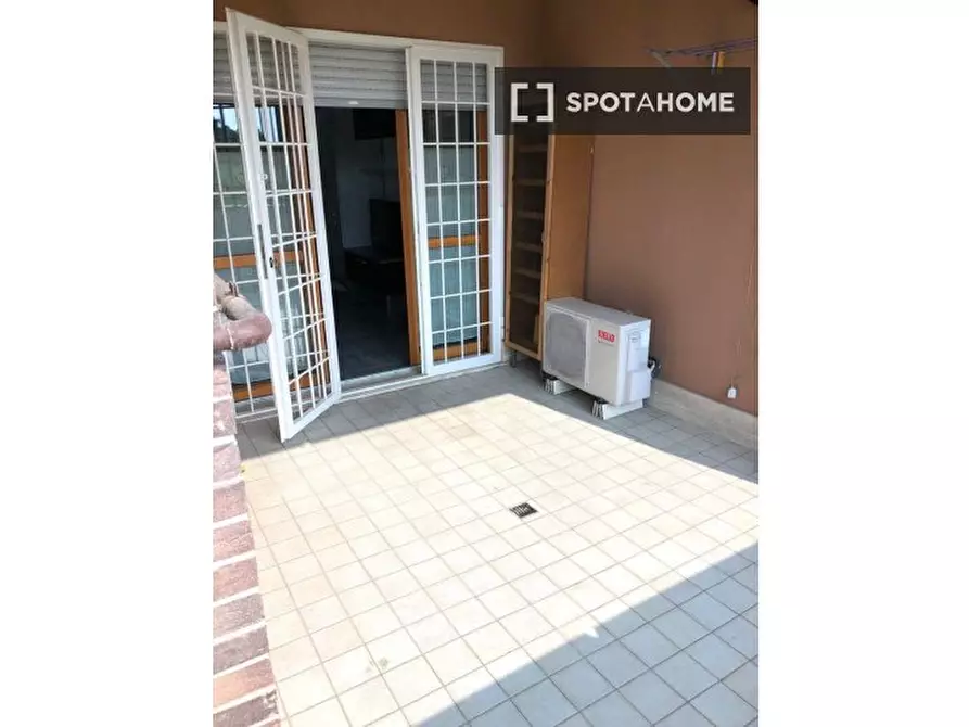 Immagine 8 di Appartamento in affitto  in Via Giuseppe Beduschi a Roma