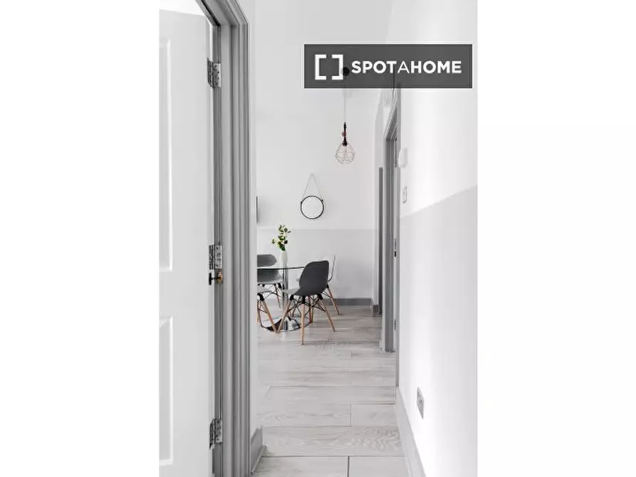 Immagine 9 di Appartamento in affitto  in Apartment a Kensington