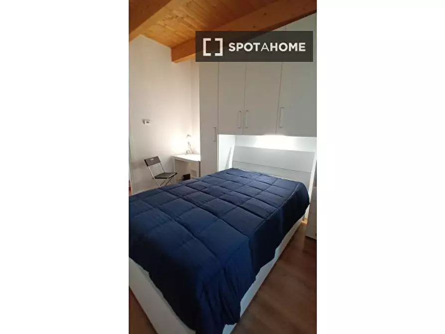 Immagine 6 di Camera condivisa in affitto  in Via Filippo Meda a Paderno Dugnano