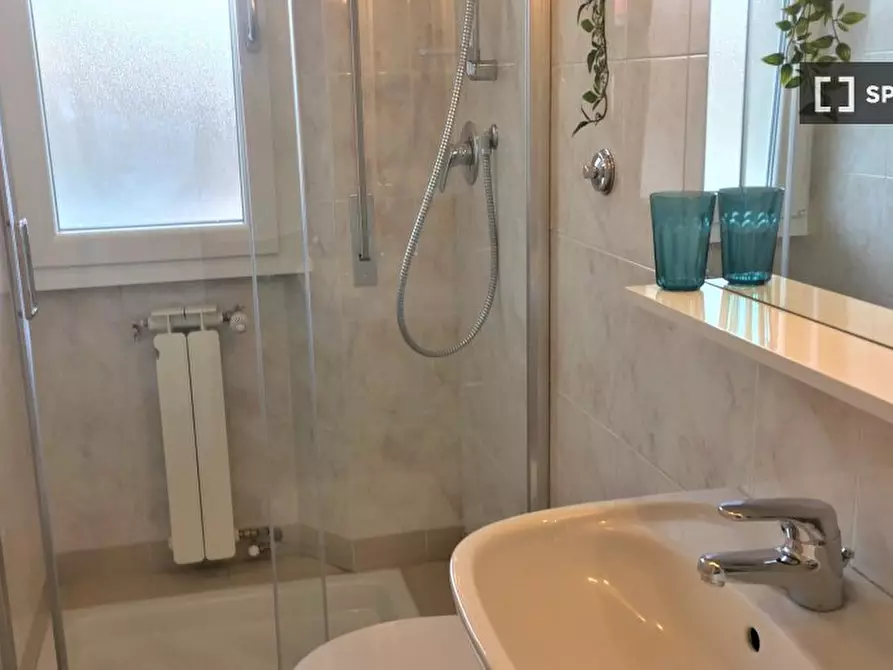 Immagine 15 di Camera condivisa in affitto  in VIA Q. SELLA (3) a Firenze