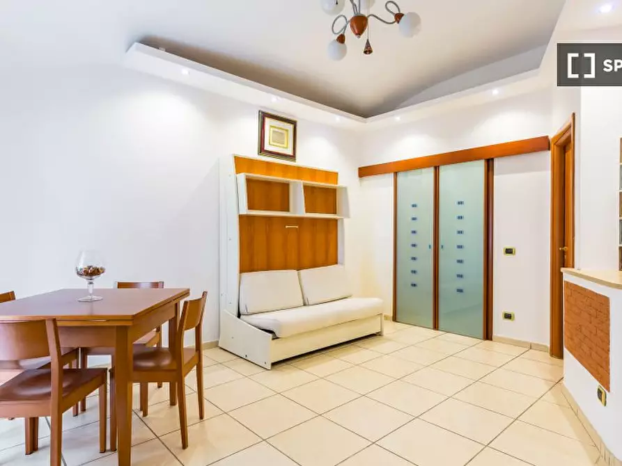 Immagine 14 di Appartamento in affitto  in Vico San Nicola da Tolentino a Napoli