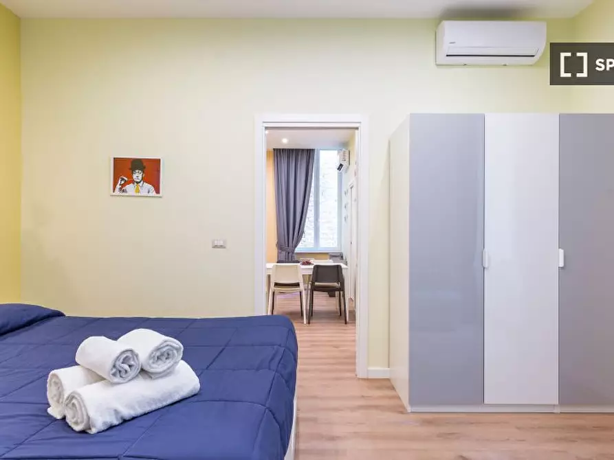 Immagine 14 di Appartamento in affitto  in Vico San Marcellino a Napoli