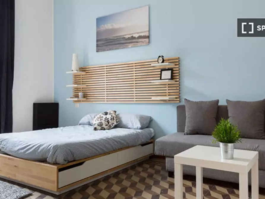 Immagine 1 di Camera condivisa in affitto  in Via Nicola Antonio Porpora a Milano