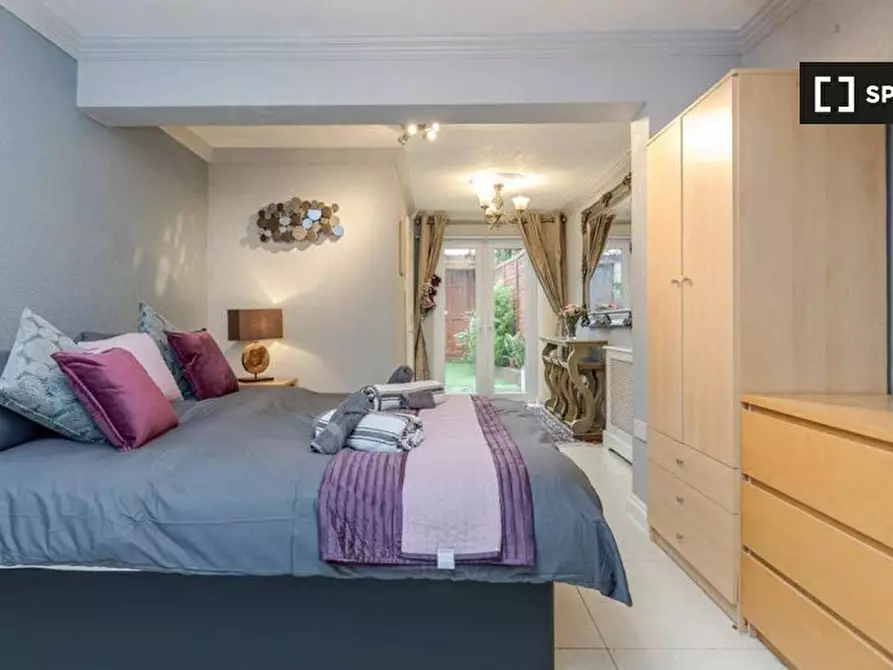 Immagine 9 di Ufficio in affitto  in Watford General Suites GFF Apartment a Watford
