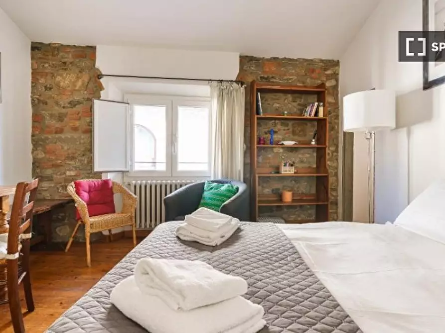 Immagine 16 di Appartamento in affitto  in Via di S. Pier Maggiore a Firenze