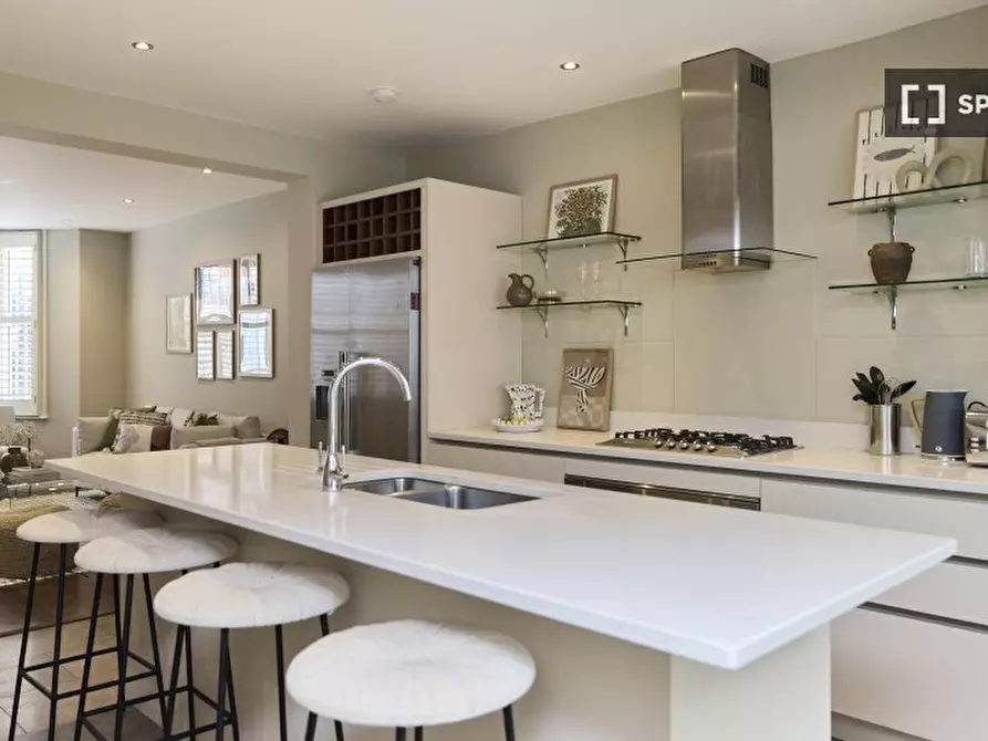Immagine 6 di Appartamento in affitto  in Langton St a Kensington