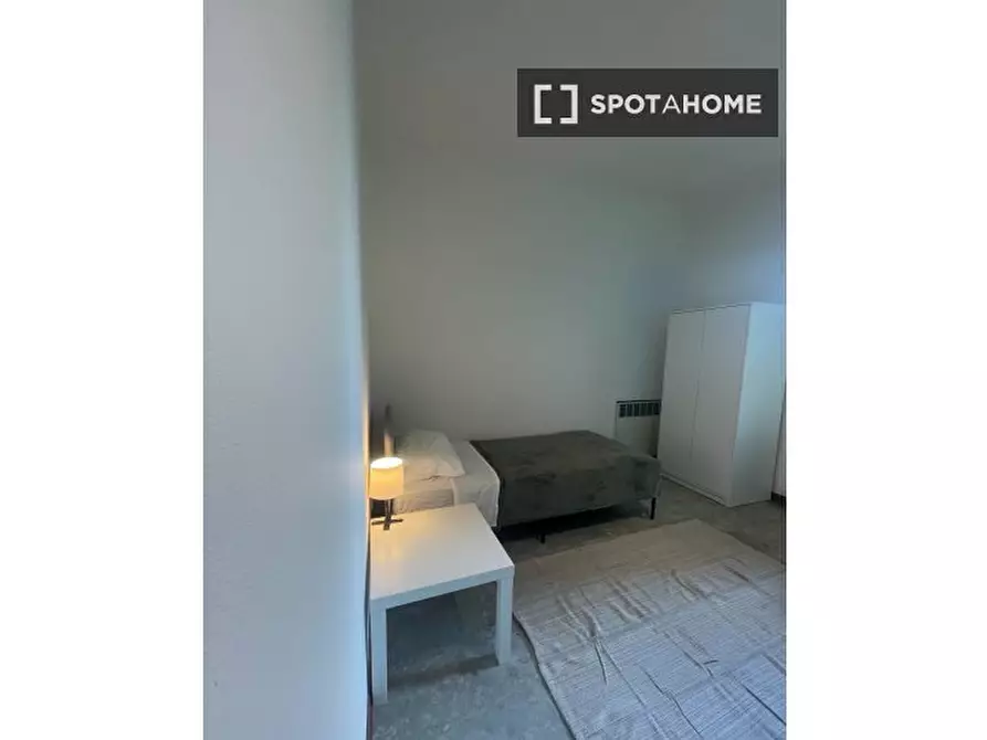 Immagine 2 di Camera condivisa in affitto  in Viale Quirico Filopanti a Bologna