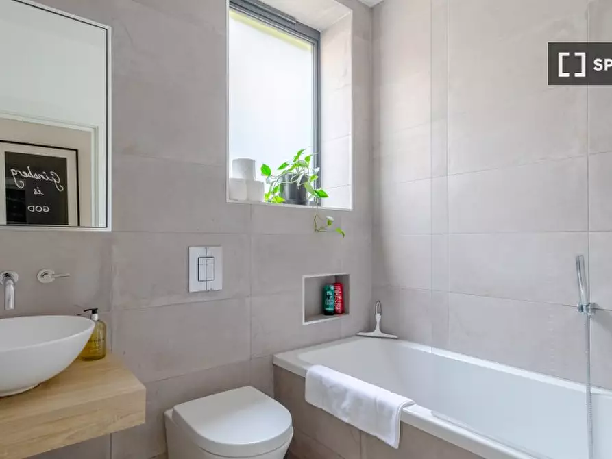 Immagine 17 di Appartamento in affitto  in flat a Poplar