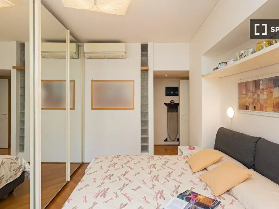 Immagine 16 di Appartamento in affitto  in Viale Giulio Cesare a Roma