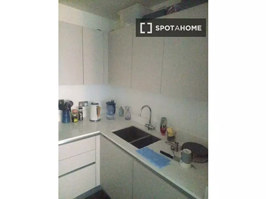 Immagine 8 di Camera condivisa in affitto  in Brownlow Rd a Ealing