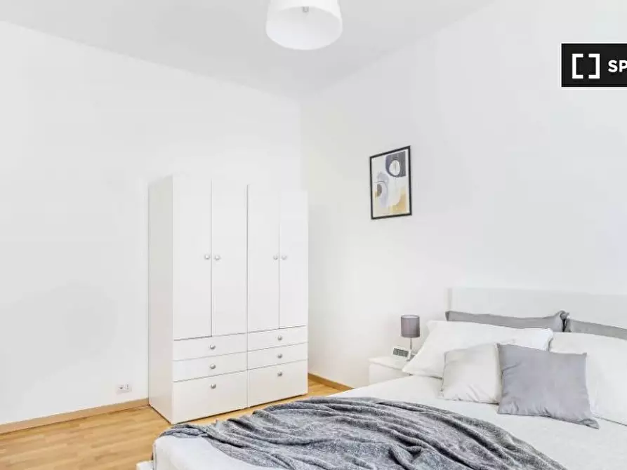 Immagine 4 di Camera condivisa in affitto  in Via degli Astri a Milano