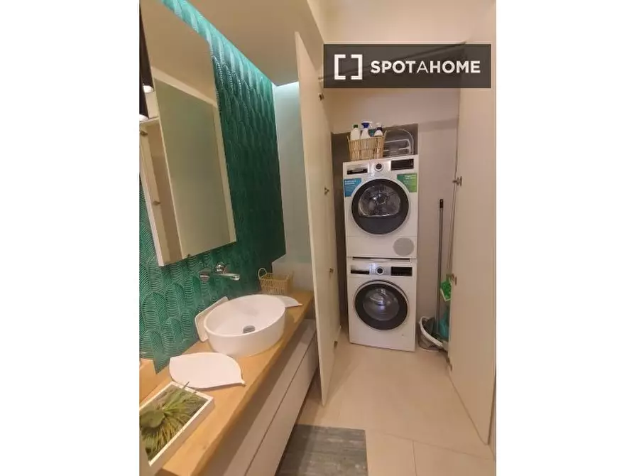Immagine 12 di Appartamento in affitto  in Via Appia Nuova a Roma