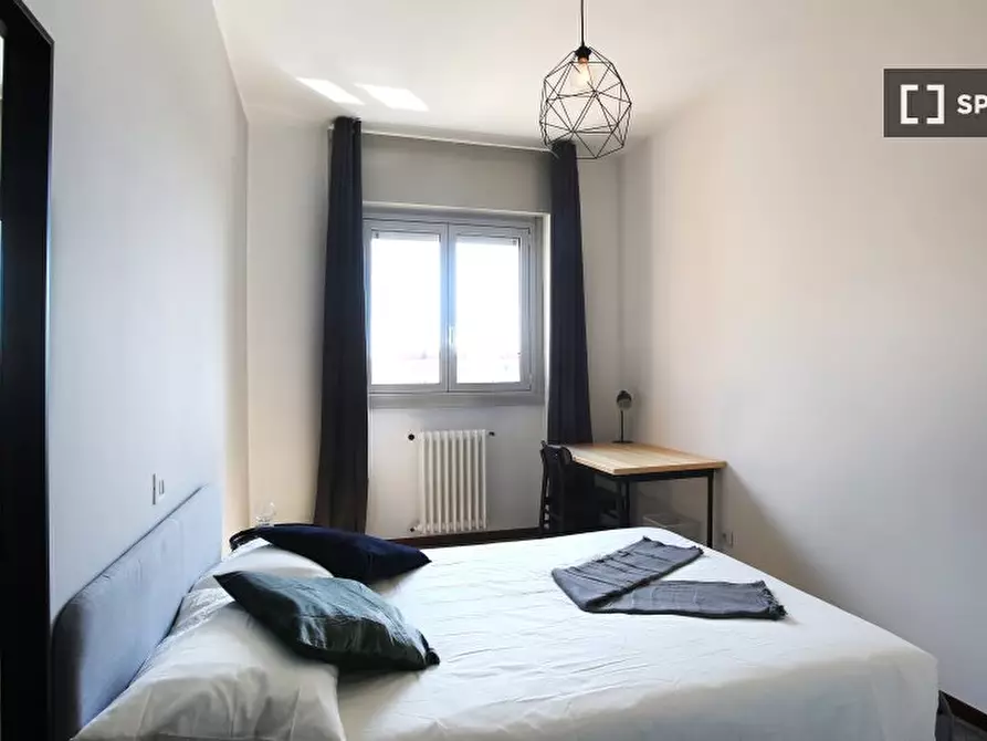 Immagine 1 di Camera condivisa in affitto  in Via Benjamin Constant a Milano