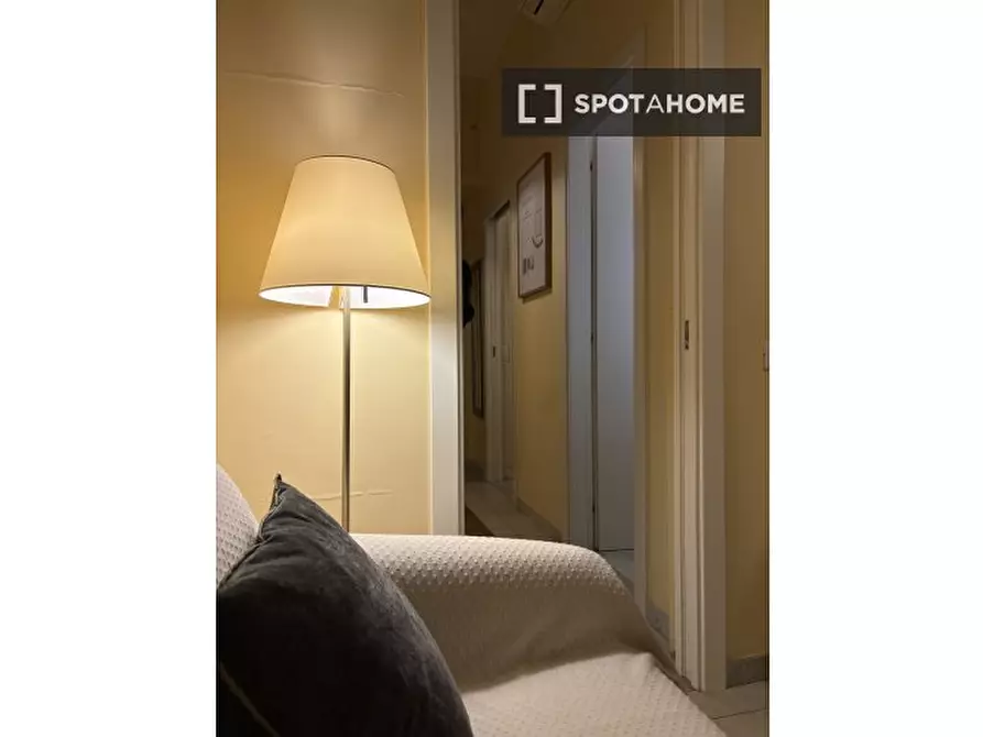 Immagine 1 di Appartamento in affitto  in Via Cola di Rienzo a Roma